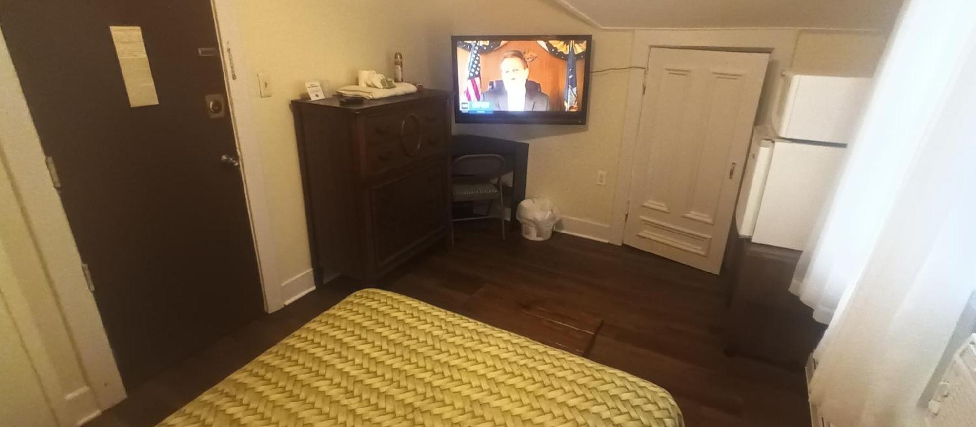Cappuccio Hotel Keansburg 외부 사진
